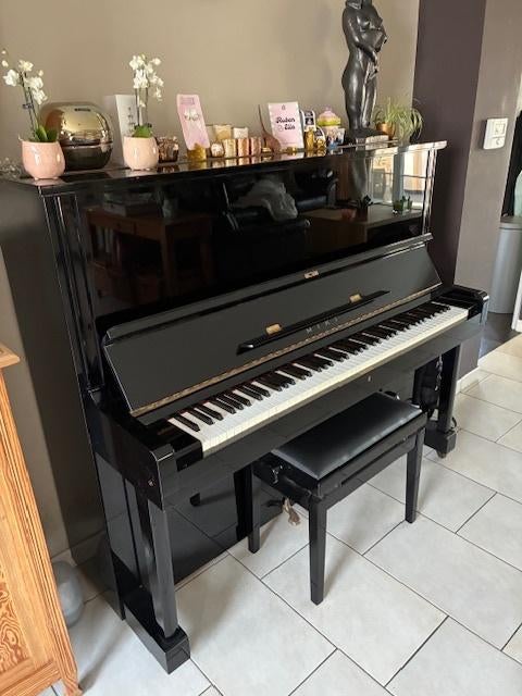 Buffetpiano MIKI (Yamaha U3), Brillant, Comme neuf, Enlèvement, Piano