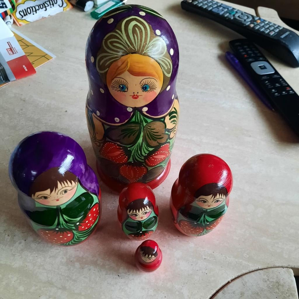 Matroesjka's in prima staat ! In hout . Vaste prijs ., Verzamelen, Ophalen of Verzenden