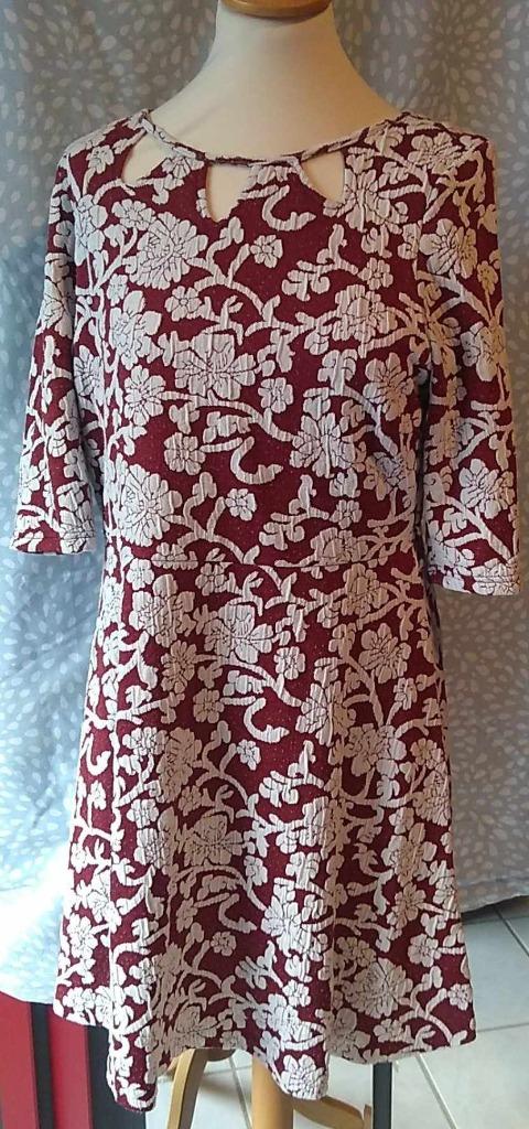 kleed merk Yumi maat 42, Kleding | Dames, Jurken, Yumi, Ophalen of Verzenden, Maat 42/44 (L)