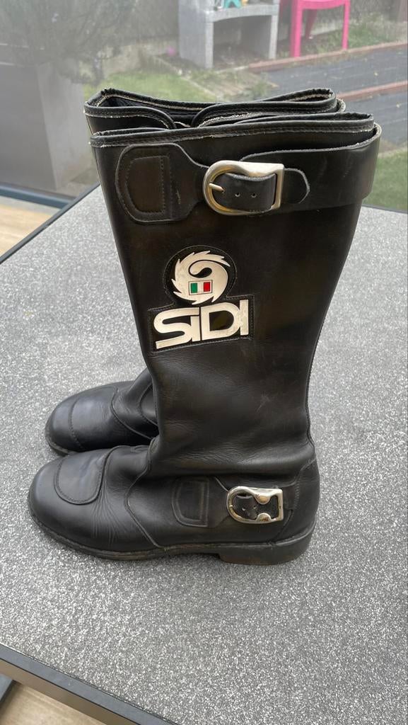 Bottes Sidi, pointure 41, taillant petit