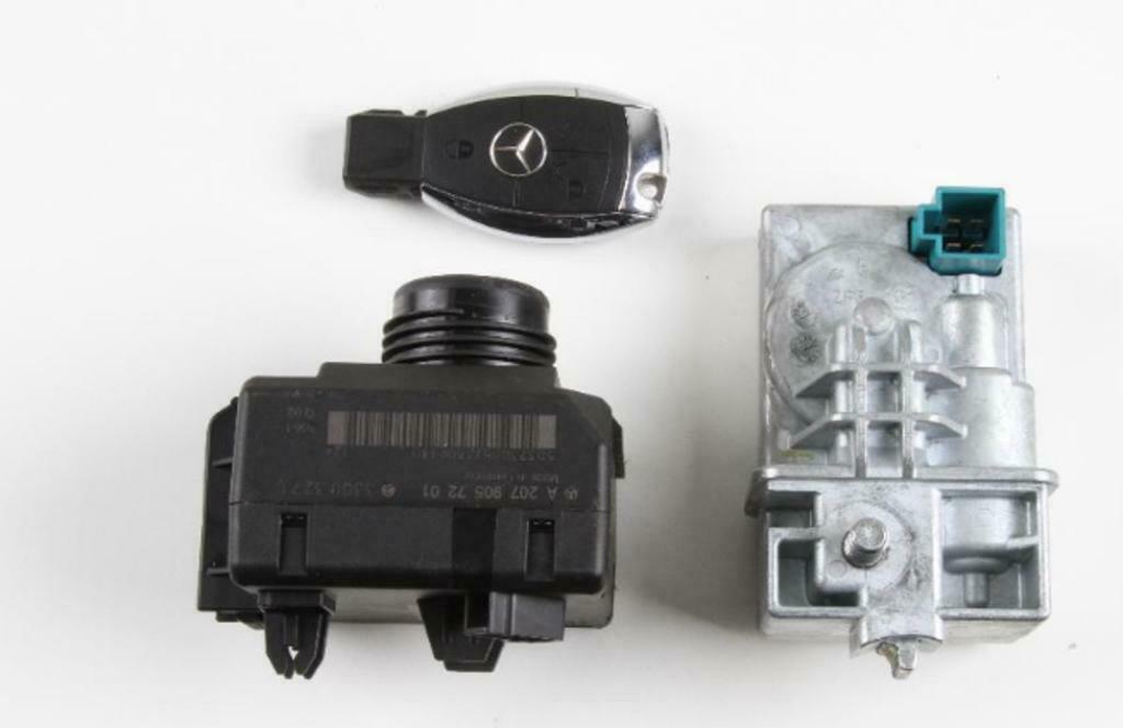 Mercedes W204    stuurslot ELV ELS Reparatie, Auto-onderdelen, Dashboard en Schakelaars, Mercedes-Benz, Gebruikt, Ophalen of Verzenden