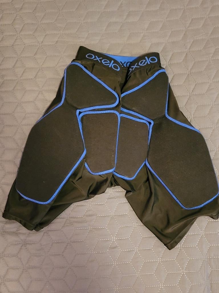 Short de velo XL, Neuf, Oxelo, Taille 52/54 (L), Enlèvement