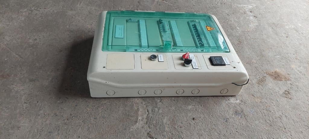 Armoire électrique, Enlèvement