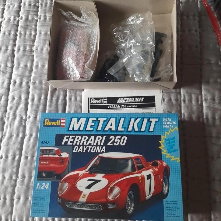 FERRARI 250 DAYTONA*1/24*KIT MÉTALLIQUE REVELL*VINTAGE*NEUF*, Neuf, Voiture, Revell, Plus grand que 1:32