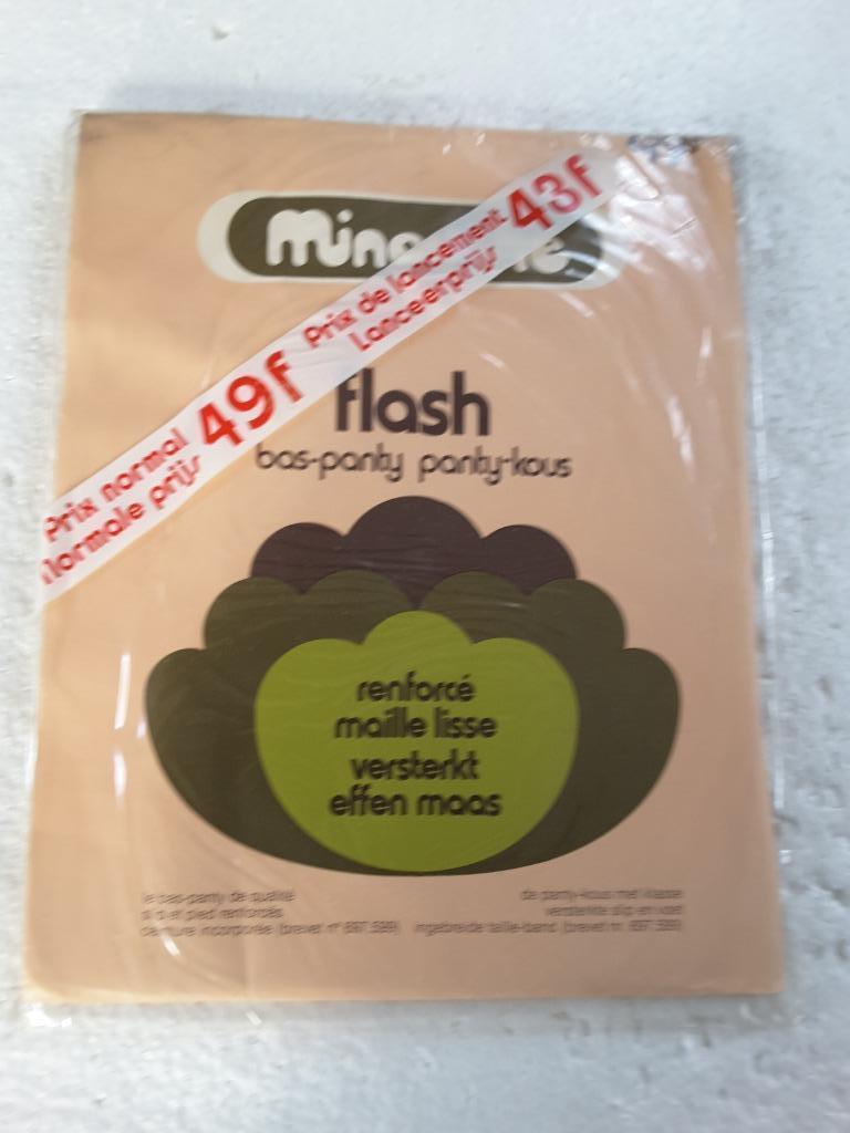 panty - panty Minouche Maat 40 kleur beige Romance, Kleding | Dames, Ophalen of Verzenden, Nieuw, Beige, Panty