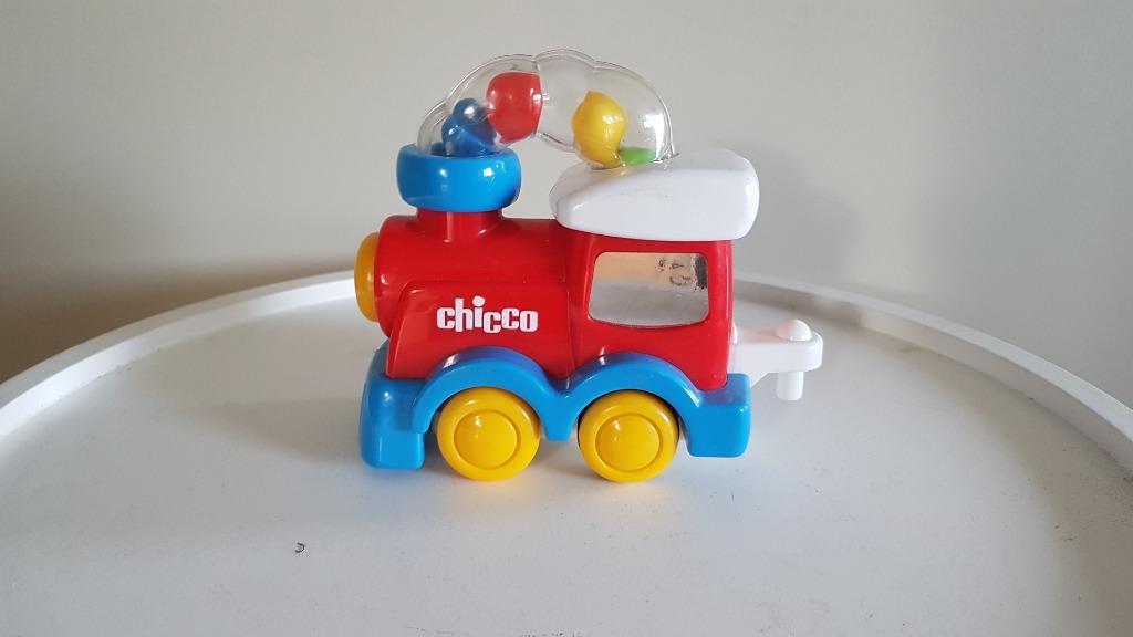 Treintje Chicco, Kinderen en Baby's, Ophalen, Zo goed als nieuw, Met wieltjes