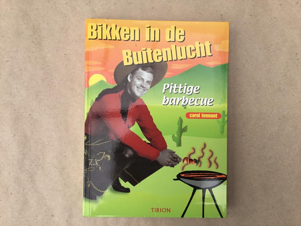 Bikken in de buitenlucht pittige barbecue, Enlèvement ou Envoi, Comme neuf