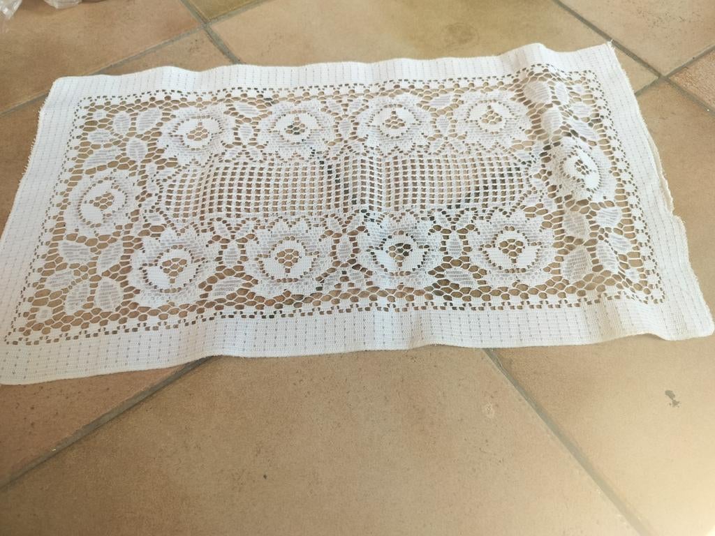 Coussin décoratif en dentelle, Enlèvement ou Envoi