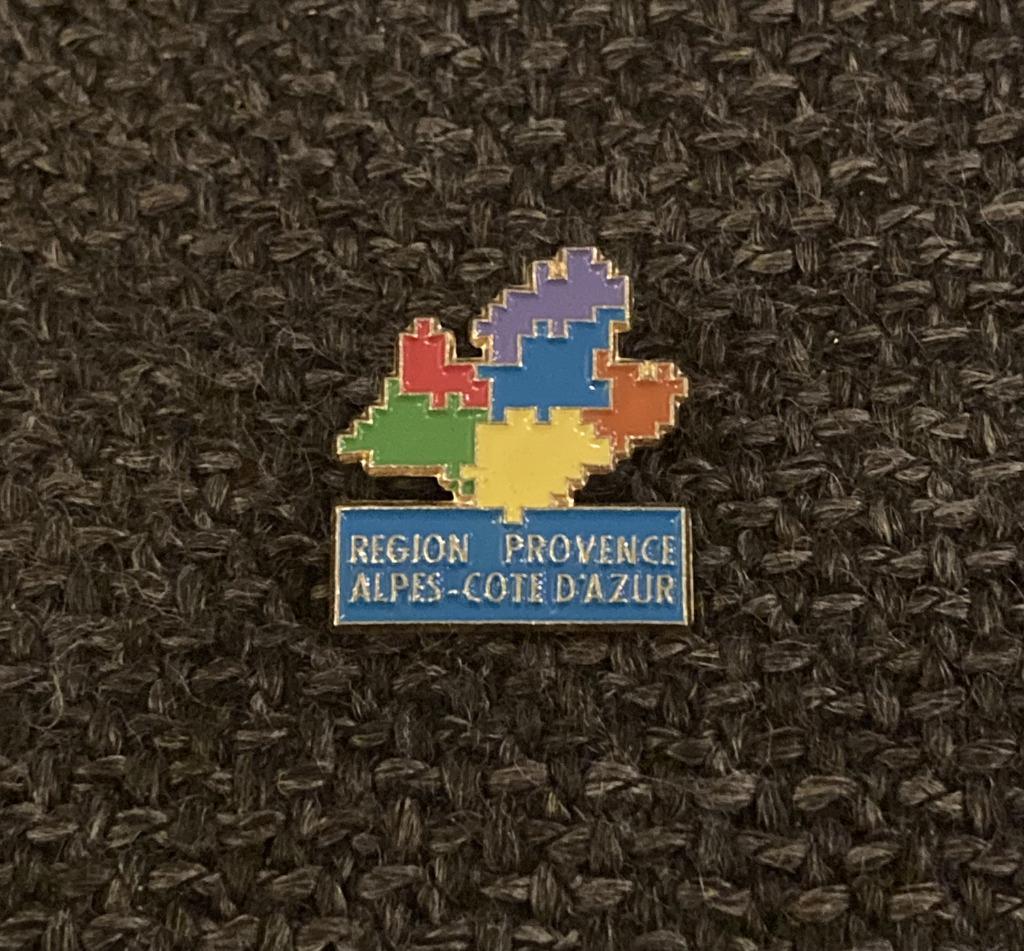 PIN - REGION - PROVENCE - ALPES - COTE D'AZUR, Verzenden, Gebruikt, Stad of Land, Speldje of Pin