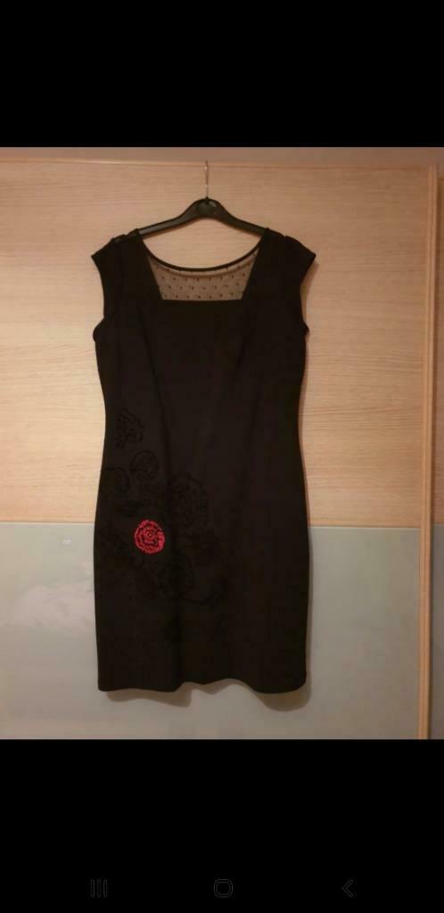 Robe Desigual, Vêtements | Femmes, Robes, Taille 42/44 (L), Enlèvement ou Envoi, Comme neuf, Desigual