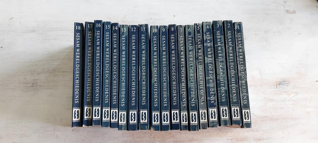 Sesam Nieuwe geïllustreerde wereldgeschiedenis 18-delig, Boeken, Encyclopedieën, Ophalen of Verzenden, Zo goed als nieuw, Algemeen