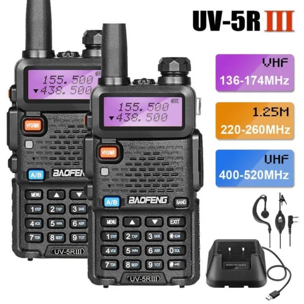 BAOFENG UV-5R III Tri-Band VHF/UHF Walkie Talkie, Enlèvement ou Envoi, 5 à 15 km, Avec clip de ceinture, Neuf