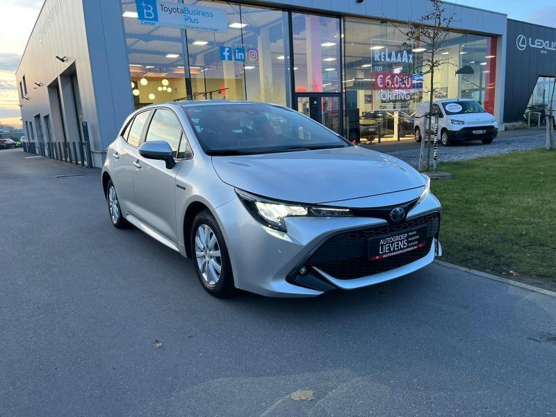Toyota Corolla 1.8 hyb hb dynamic, Automaat, Overige kleuren, Corolla, 5 deurs
