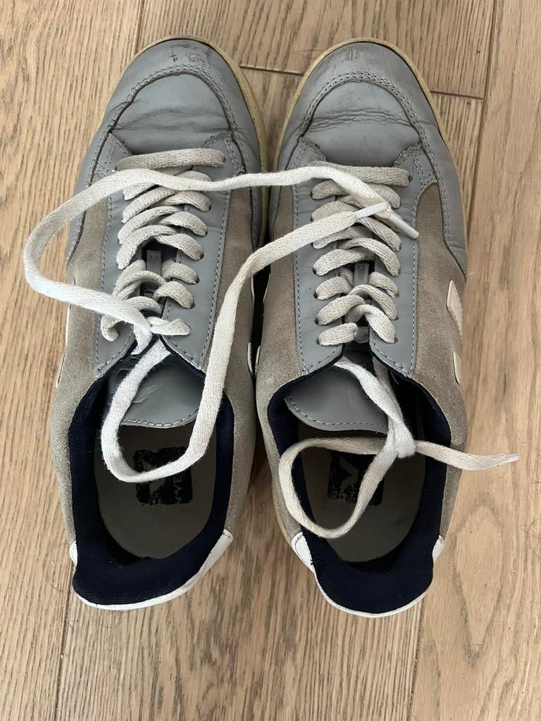 Baskets veja, Enlèvement ou Envoi, Comme neuf