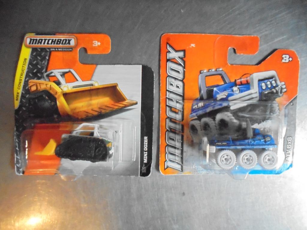 2 voitures MATCHBOX dans un pack 2011 (71/120) 2013 (111 120, Enlèvement ou Envoi, Comme neuf