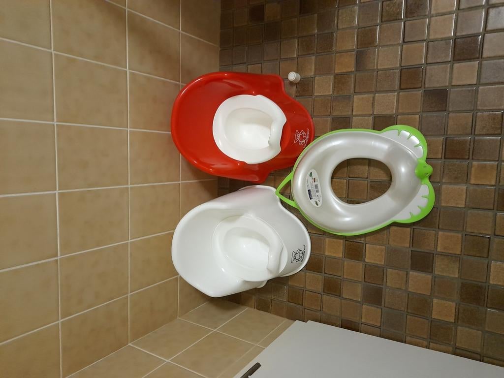 2 potjes BabyBjorn En wc verkleiner, Ophalen, Zo goed als nieuw