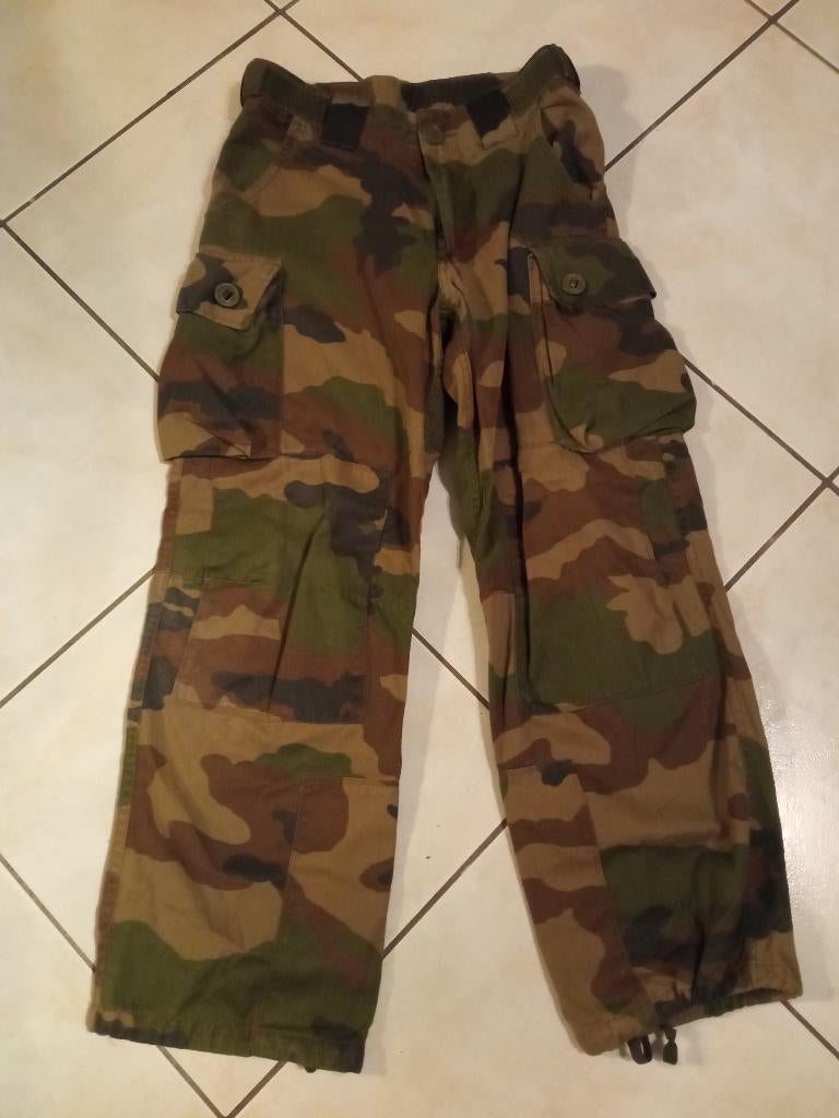 Militaria Armée Française Pantalon de Treillis T4 Porté, Envoi, Armée de terre, Vêtements ou Chaussures