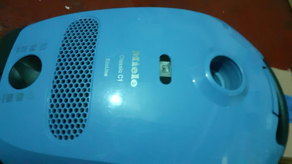 Aspirateur MIELE, Aspirateur, Sac à poussière, Comme neuf, Enlèvement