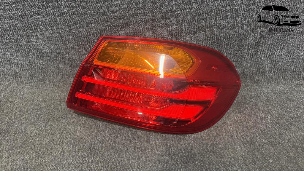 Feu arrière droit à LED OEM BMW Série 2 F32 F33 F36 7296098, Enlèvement ou Envoi, Utilisé, BMW