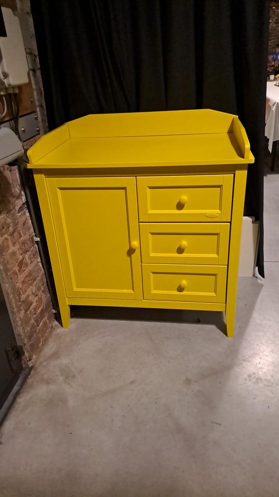 Ververstafel verzorgingstafel, Ophalen, Zo goed als nieuw, Commode
