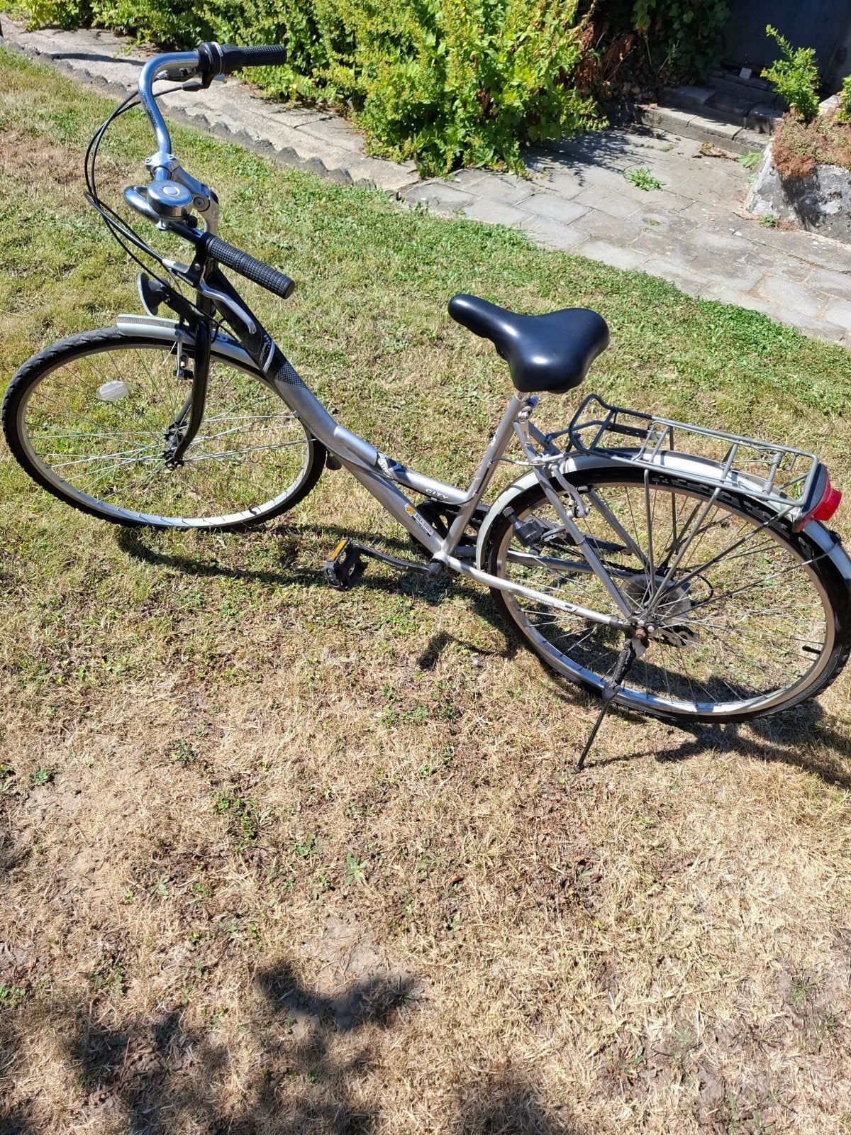 Damesfiets, Fietsen en Brommers, Ophalen