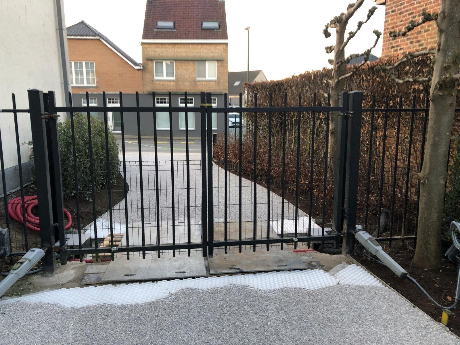 Poort, Ophalen, Gebruikt, 150 tot 200 cm, 200 cm of meer