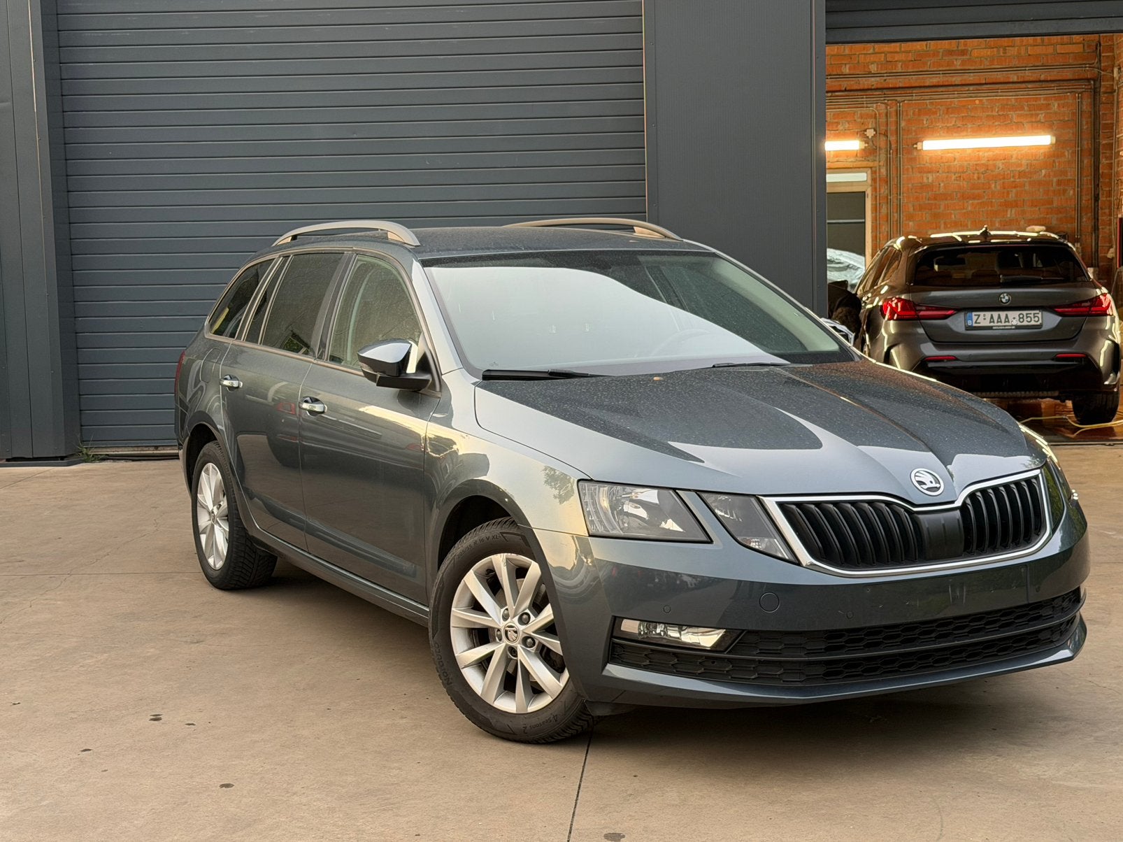 Skoda Octavia met blikschade zetelverwarming Camera Trekhaak, Auto's, Skoda, Bedrijf, Te koop, Octavia, Achteruitrijcamera, Adaptive Cruise Control