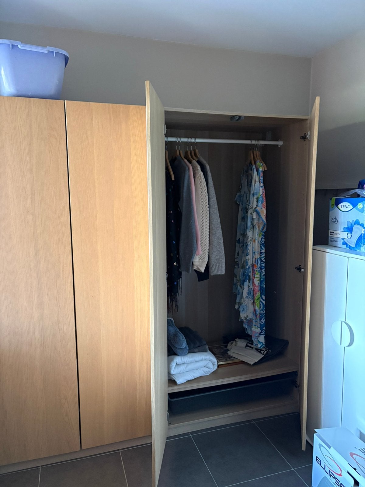 Kleerkast, Ophalen, 200 cm of meer, Zo goed als nieuw, 200 cm of meer