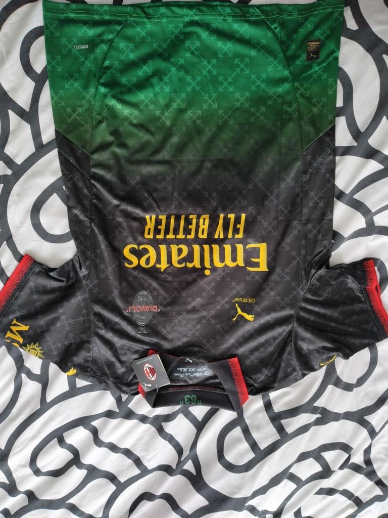 AC Milan - Leao #10, Puma, Maat 48/50 (M), Zwart, Nieuw