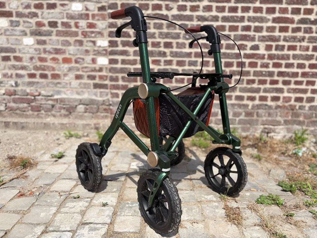 Trive All Terrain - demo tweedehands, Diversen, Rollators, Zo goed als nieuw, Lichtgewicht, Opvouwbaar, Verzenden