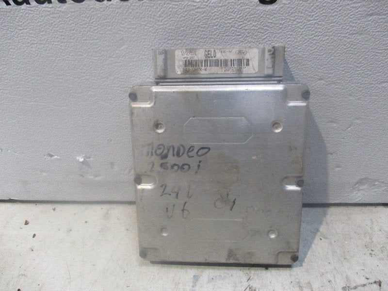 CALCULATEUR MOTEUR ECU Ford Mondeo I (94bb-12a650-ab), Henry-Ford-Straße  1
50735  Köln, DE, Ford-Werke GmbH, Kunden@ford.com