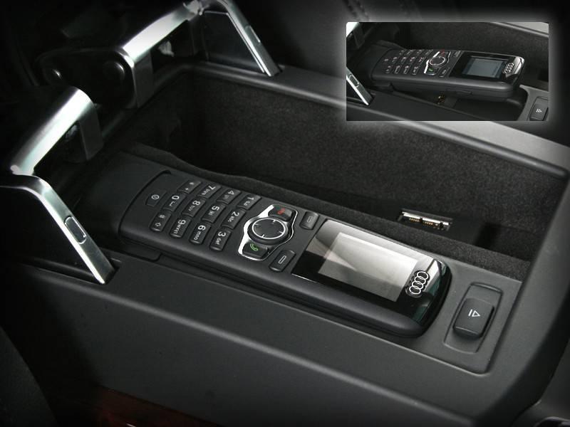 Audi - Motorola Téléphone Accoudoir, Enlèvement, Utilisé, Audi