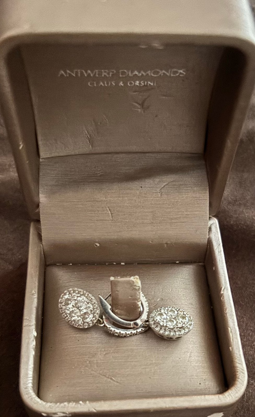luxe witgouden diamanten halo oorhangers 18k + diamanten, Ophalen
