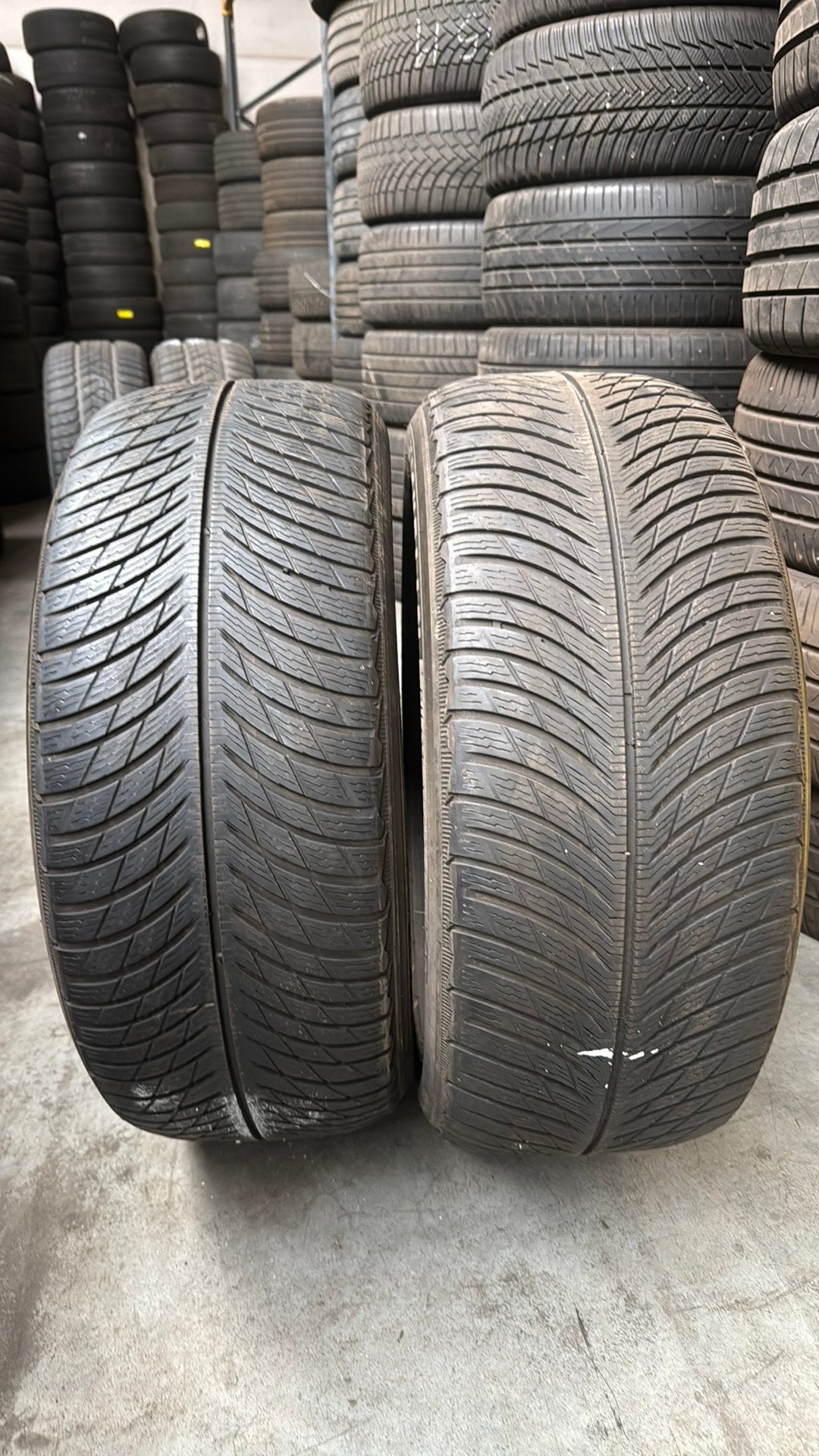 2454519 245/45/19 245/45R19 winterbanden merk Michelin, Ophalen