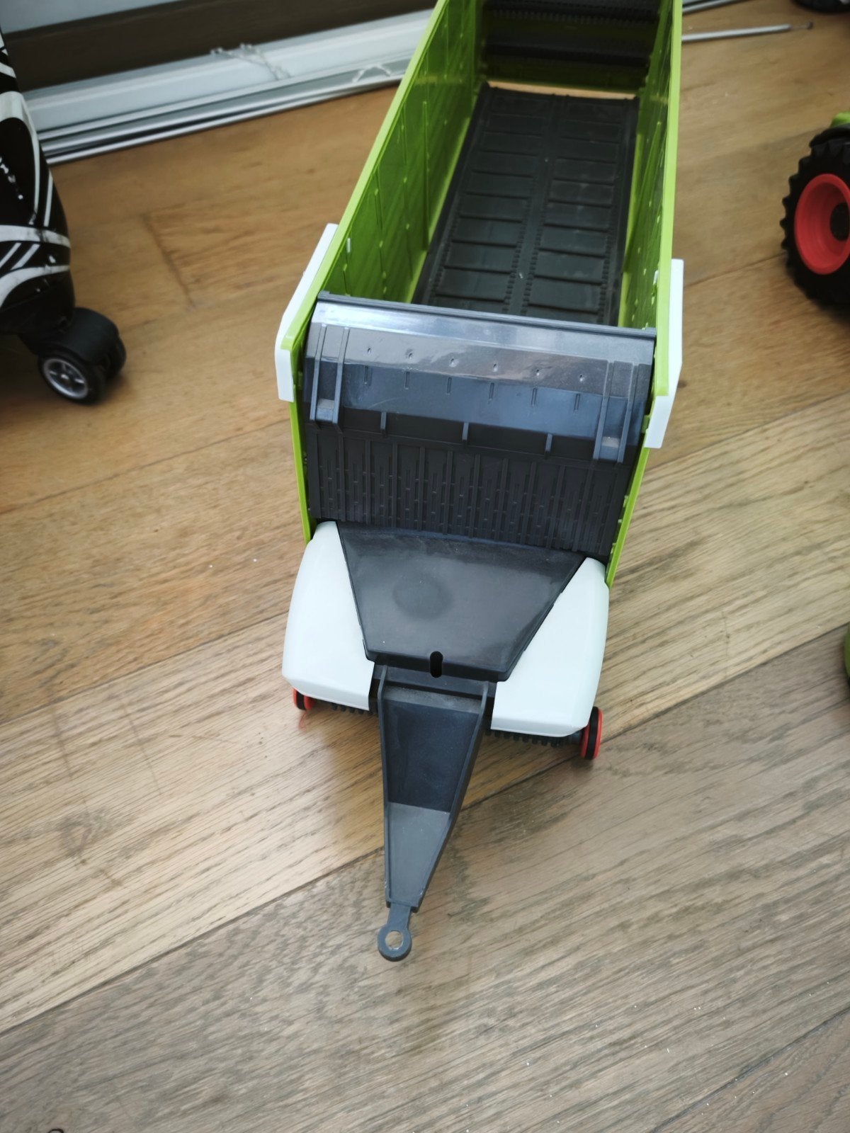 afstandsbestuurbare tractor, Kinderen en Baby's, Ophalen, Zo goed als nieuw, Afstandsbediening