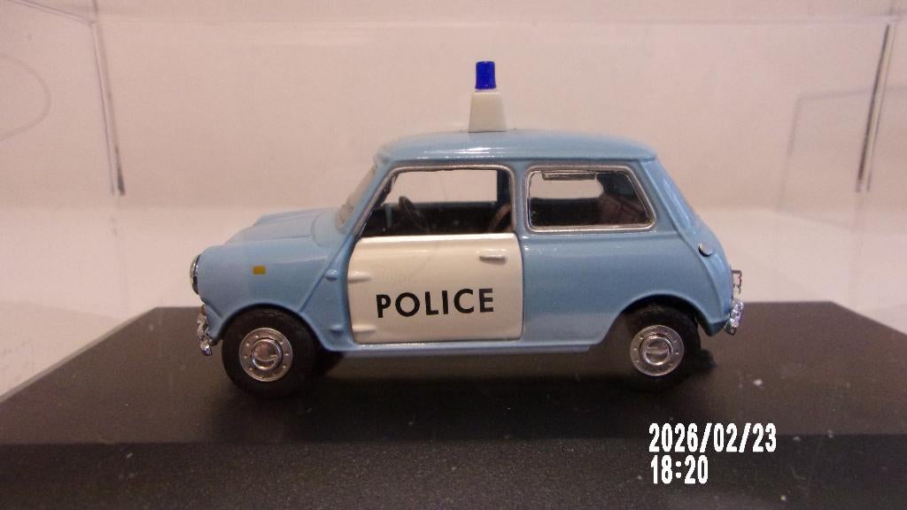 MINI COOPER POLICE UK.HONGWELL 1/43 NEUVE en VITRINE, Enlèvement ou Envoi, Neuf, Voiture, Autres marques