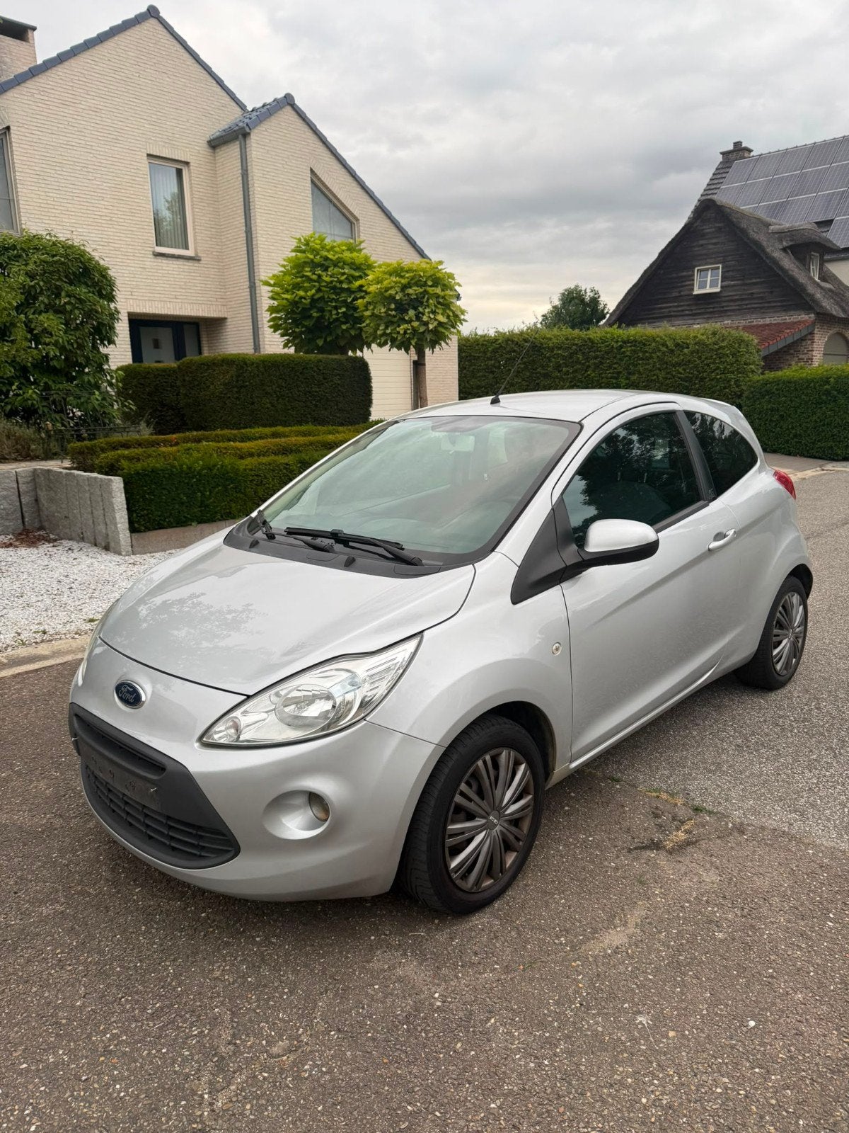 Ford Ka 1.2i Eur6b Airco Gekeurd, Auto's, Ka, Grijs, Particulier, Zilver of Grijs