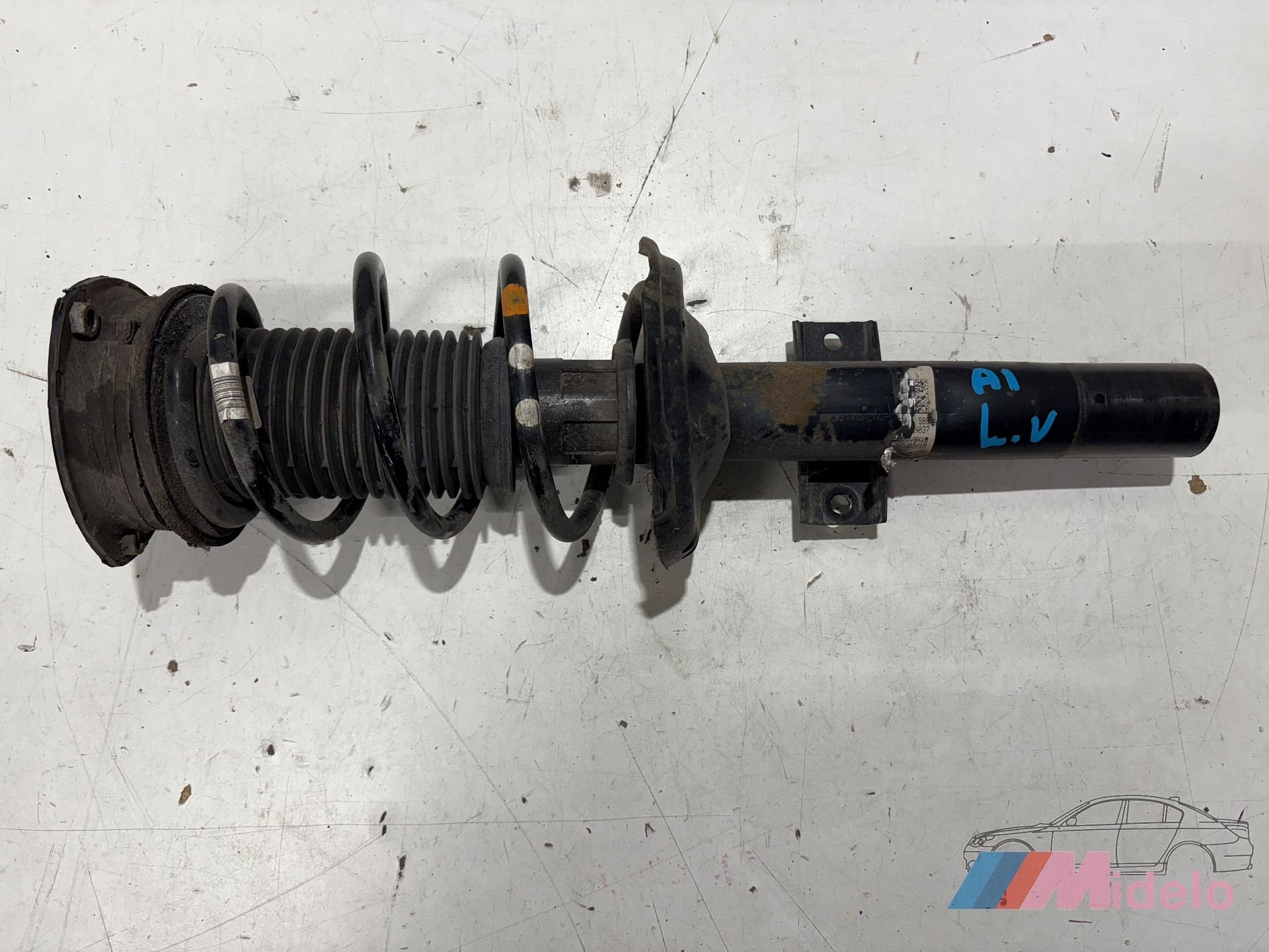 AUDI A1 (GBA) SCHOKBREKER LINKS VOOR 2Q0413032CC, -, Audi, Utilisé, -