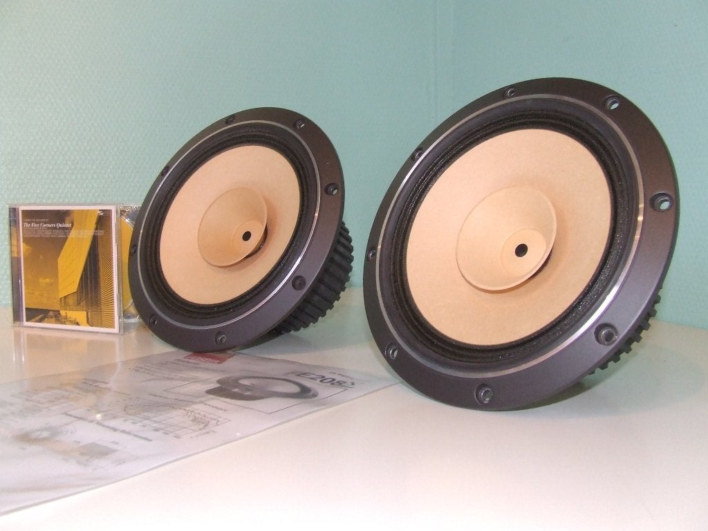 Paire d'enceintes large bande Fostex FE208E (rare !), TV, Hi-fi & Vidéo, Enceintes, Neuf, Haut-parleurs Frontaux, Arrière ou Stéréo