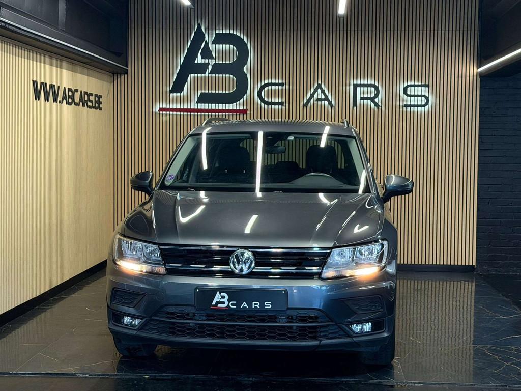 Volkswagen Tiguan 1.4 TSI Sport * GARANTIE 12 MOIS * 1ER PRO, Auto's, Stof, Gebruikt, 4 cilinders, Bedrijf