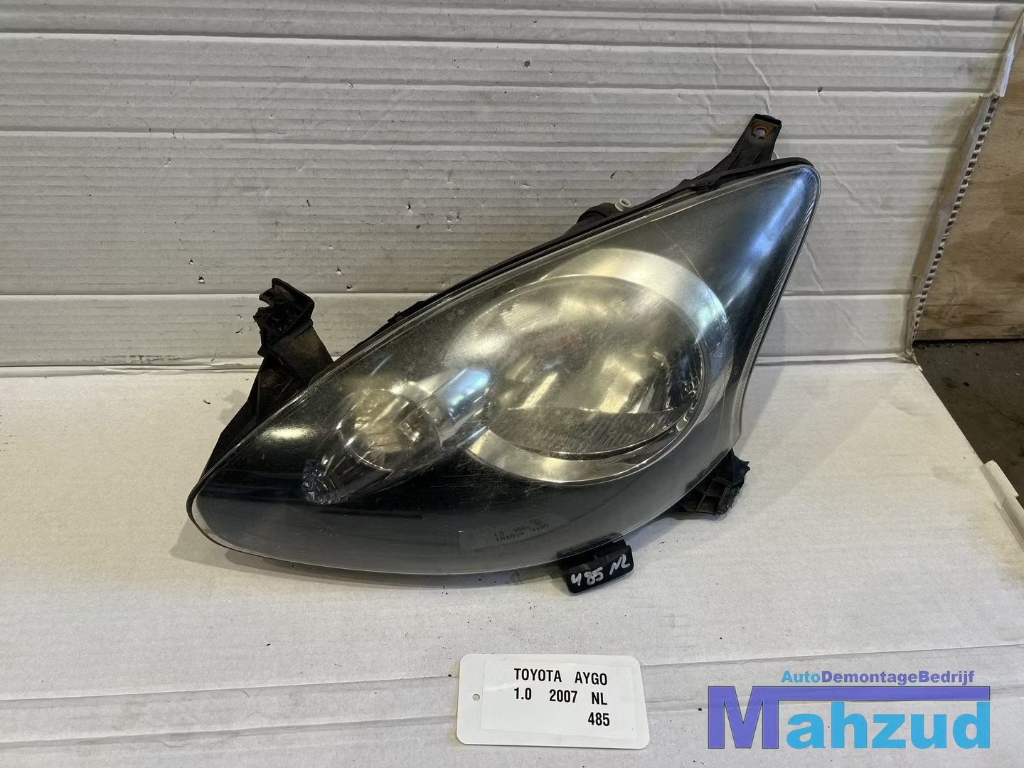 toyota aygo Links koplamp 2005-2014, Info@toyota.co.jp, Gebruikt, Toyota Motor Corporation, Toyota-Cho 1
471-8571  Toyota City