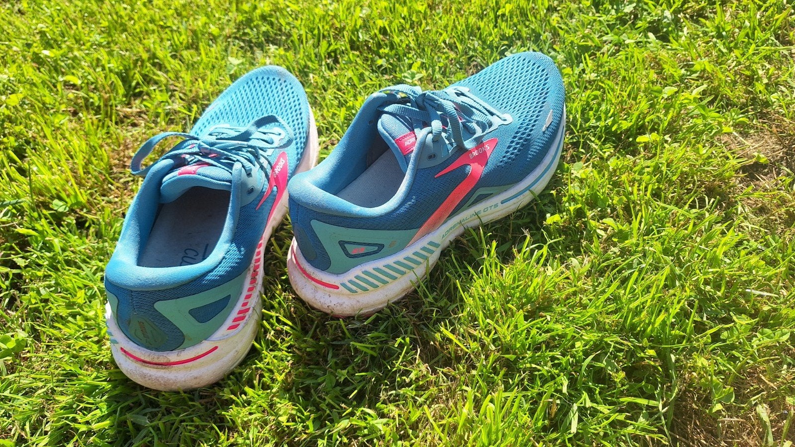 Sportschoenen- NIEUW, Sport en Fitness, Loopsport en Atletiek, Ophalen