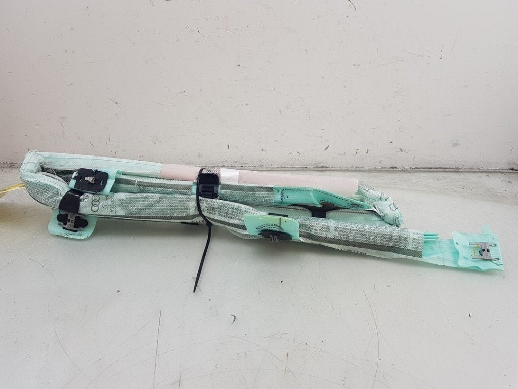 AIRBAG DAK LINKS Audi A3 Limousine (8VS / 8VM), Auto-onderdelen, Gebruikt, Postoffice@zf.com, Löwentaler Straße 20
88046  Friedrichshafen, DE