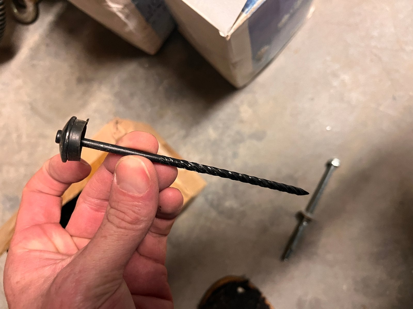 GLOCKENNAGEL zwart 3,8x120mm, Ophalen