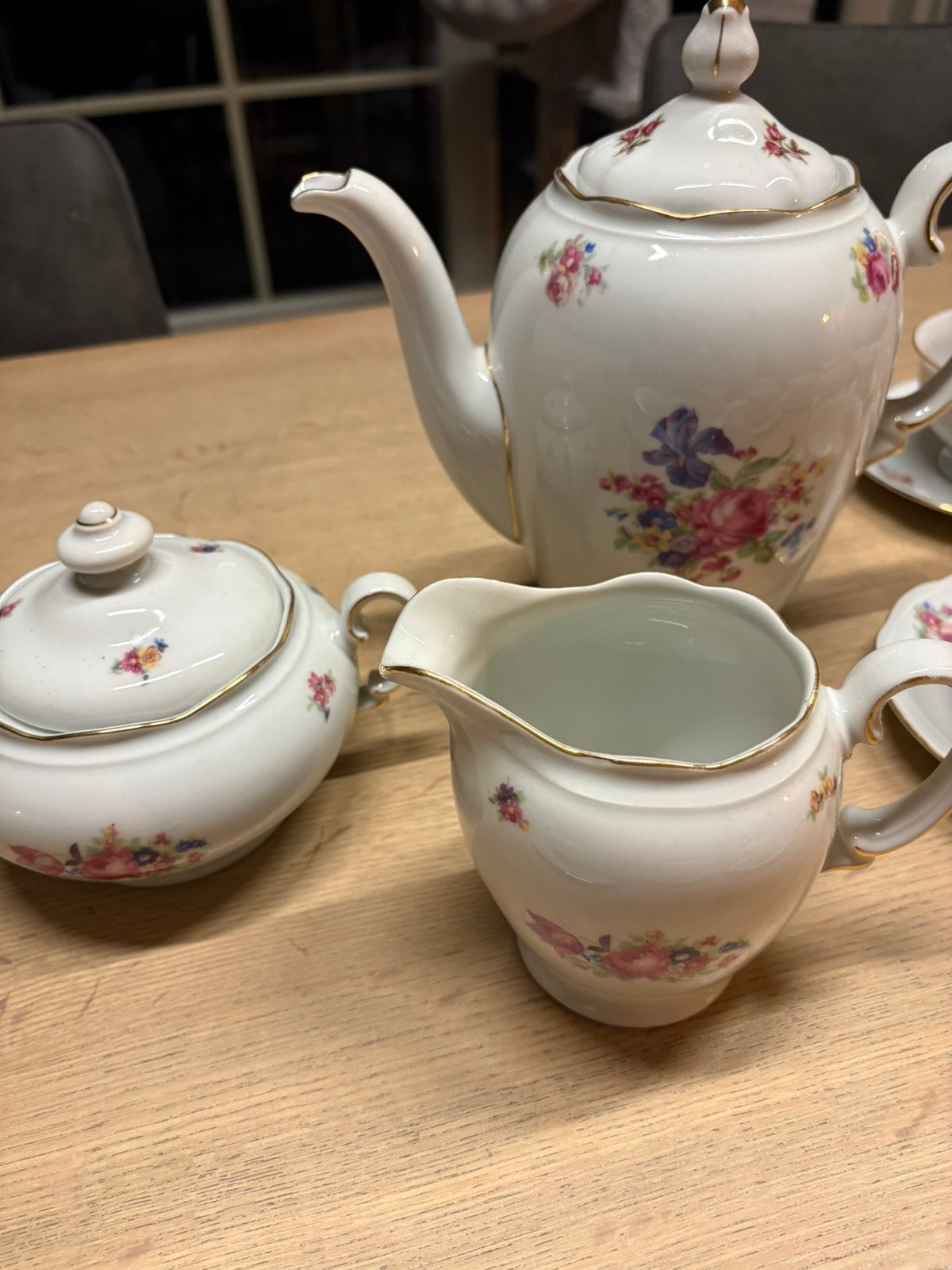 Koffieservies, Ophalen