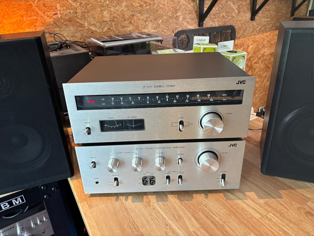 Vintage JVC versterker en tuner, Ophalen, Refurbished, JVC