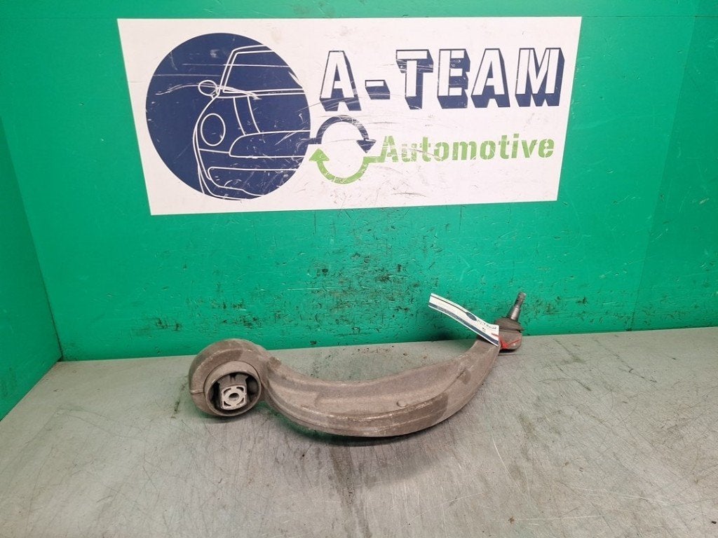 BRAS DE SUSPENSION AVANT DROIT (TRIANGLE) Audi A4 (B8), Auto-Union-Straße  1,
85057  Ingolstadt, DE, Info@audi.de, Audi, Utilisé
