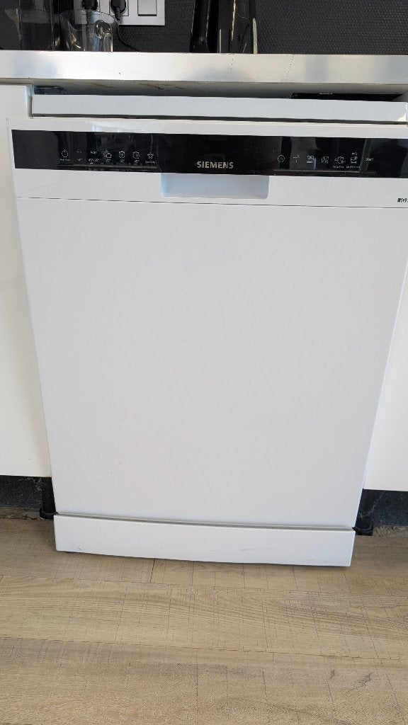 Siemens afwasmachine - dringend op te halen, Electroménager, Lave-vaisselle, Moins de 10 litres, Enlèvement, Utilisé, Autoportant