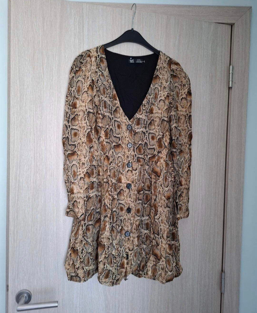 Jurk Zara trf maat M, Kleding | Dames, Zara, Ophalen of Verzenden, Zo goed als nieuw, Maat 38/40 (M)