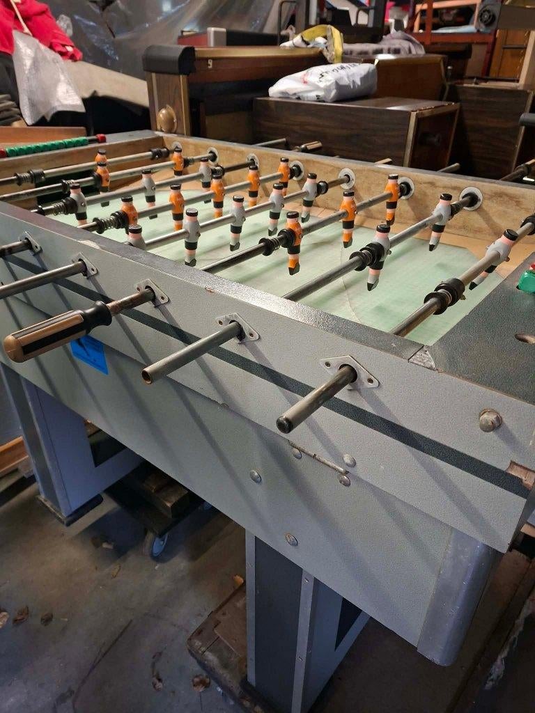 Voetbaltafels., Ophalen, Gebruikt